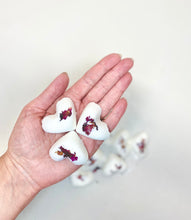 Load image into Gallery viewer, Geranium + Tangerine Mini Bath Bombs